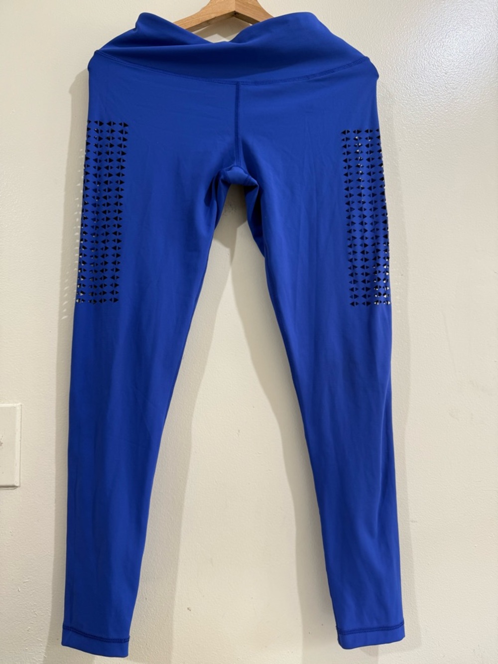 VINA Electric Blue Active Leggings - M